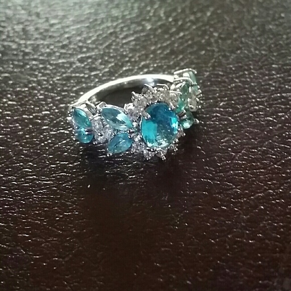 Ring - Picture 6 of 6